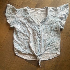 Blue/white floral top